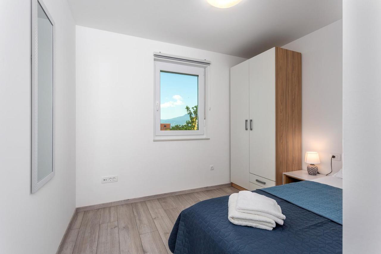 Kvarner Bay - Apartments 2 & 4 Rijeka Bagian luar foto